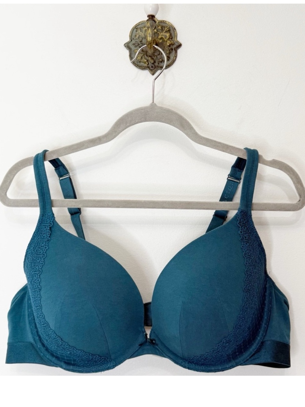 Cacique Teal Boost Molded Cup Plunge Bra Women’s Size 44C Cotton Lace Push Up